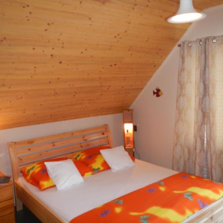 Vakacio Apartman Balatonalmádi Buitenkant foto