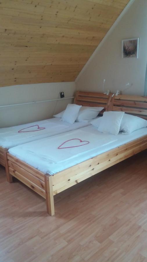 Vakacio Apartman Balatonalmádi Buitenkant foto