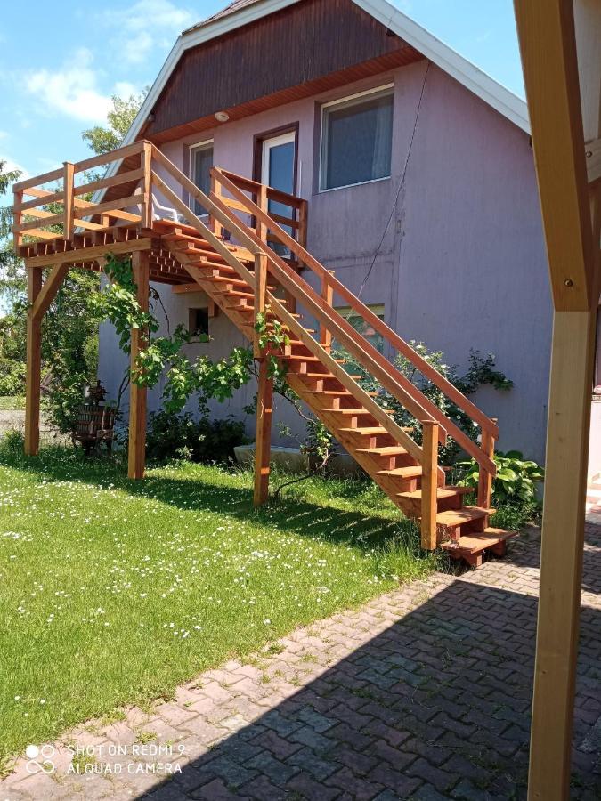 Vakacio Apartman Balatonalmádi Buitenkant foto