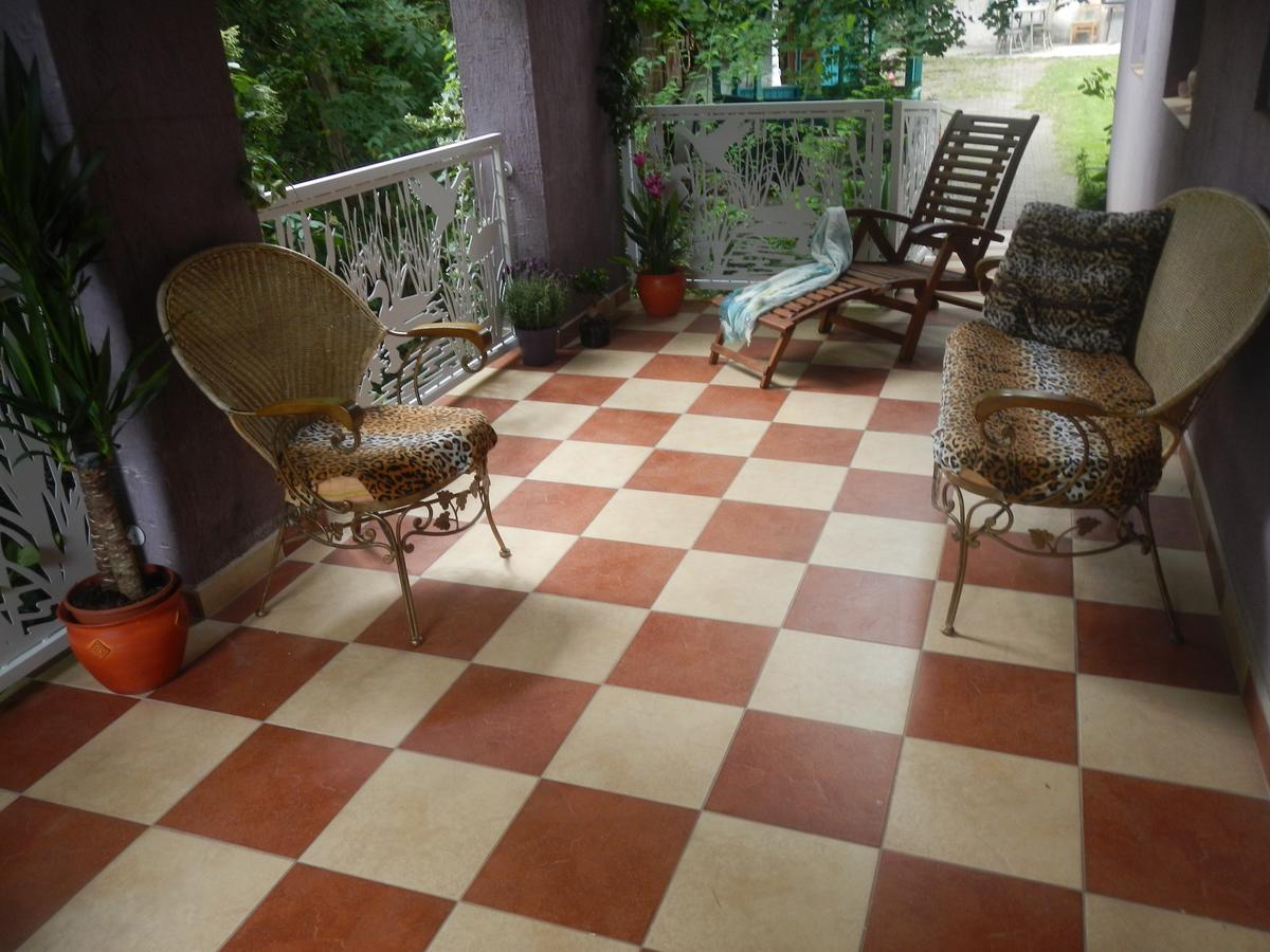 Vakacio Apartman Balatonalmádi Buitenkant foto